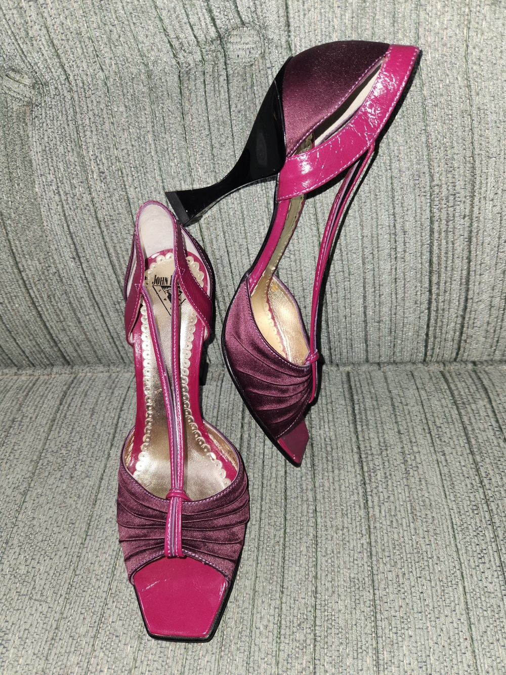 🍉Fluevog Memories Truly Fuchsia & Plum Open-Toe T-Strap Heels